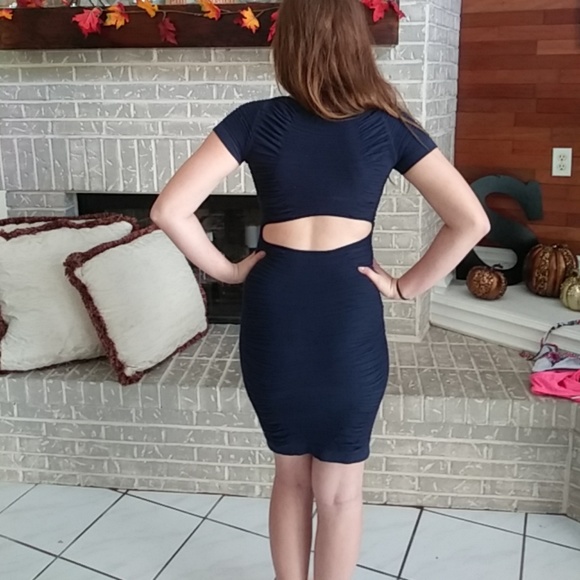 Cute dress! - Picture 1 of 3